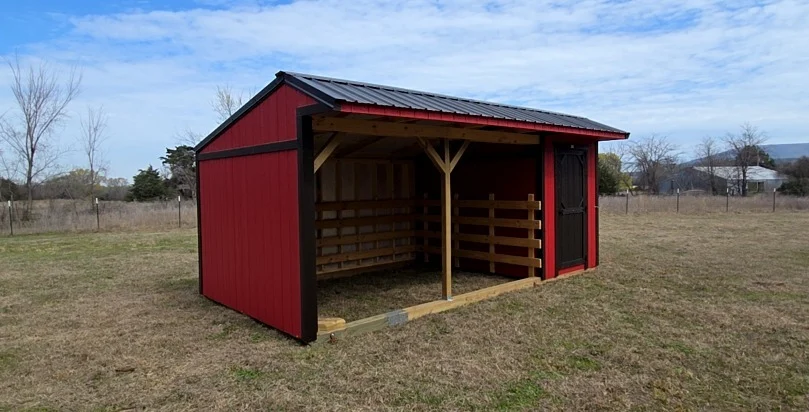 Wood Horse Barn with Tackroom