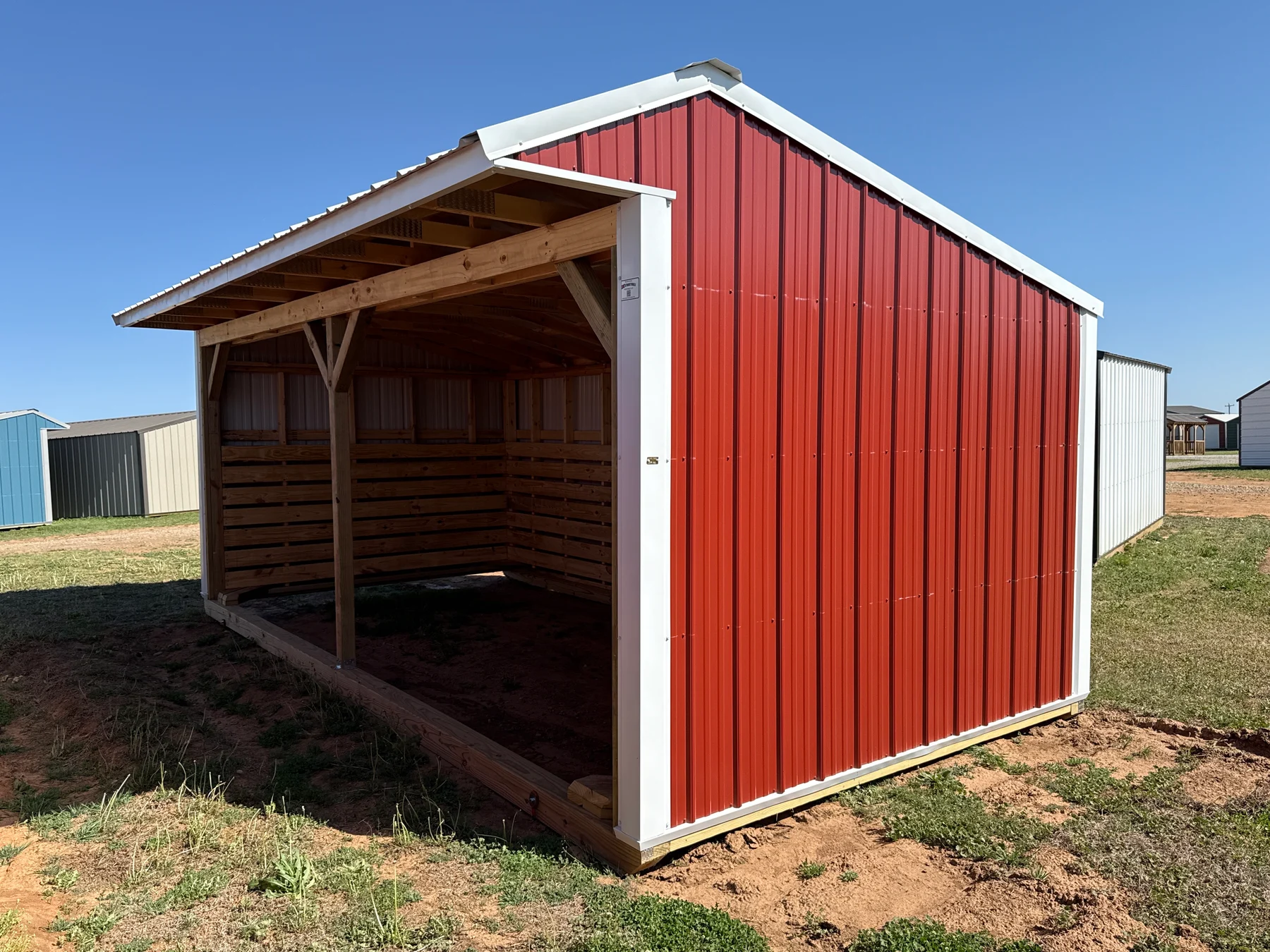 Metal horse shelter