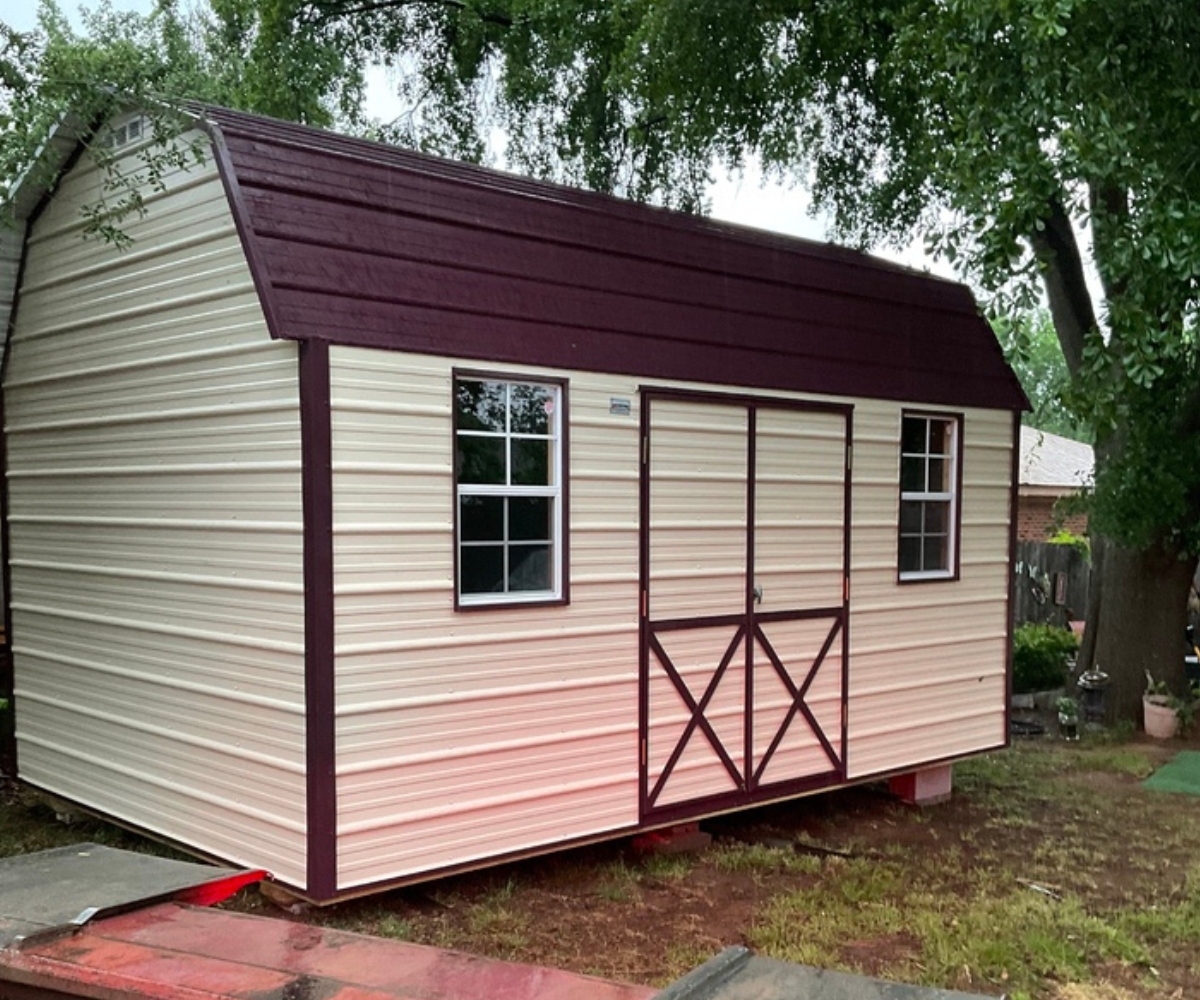 10×16 Metal Lofted Barn in Guthrie, OK