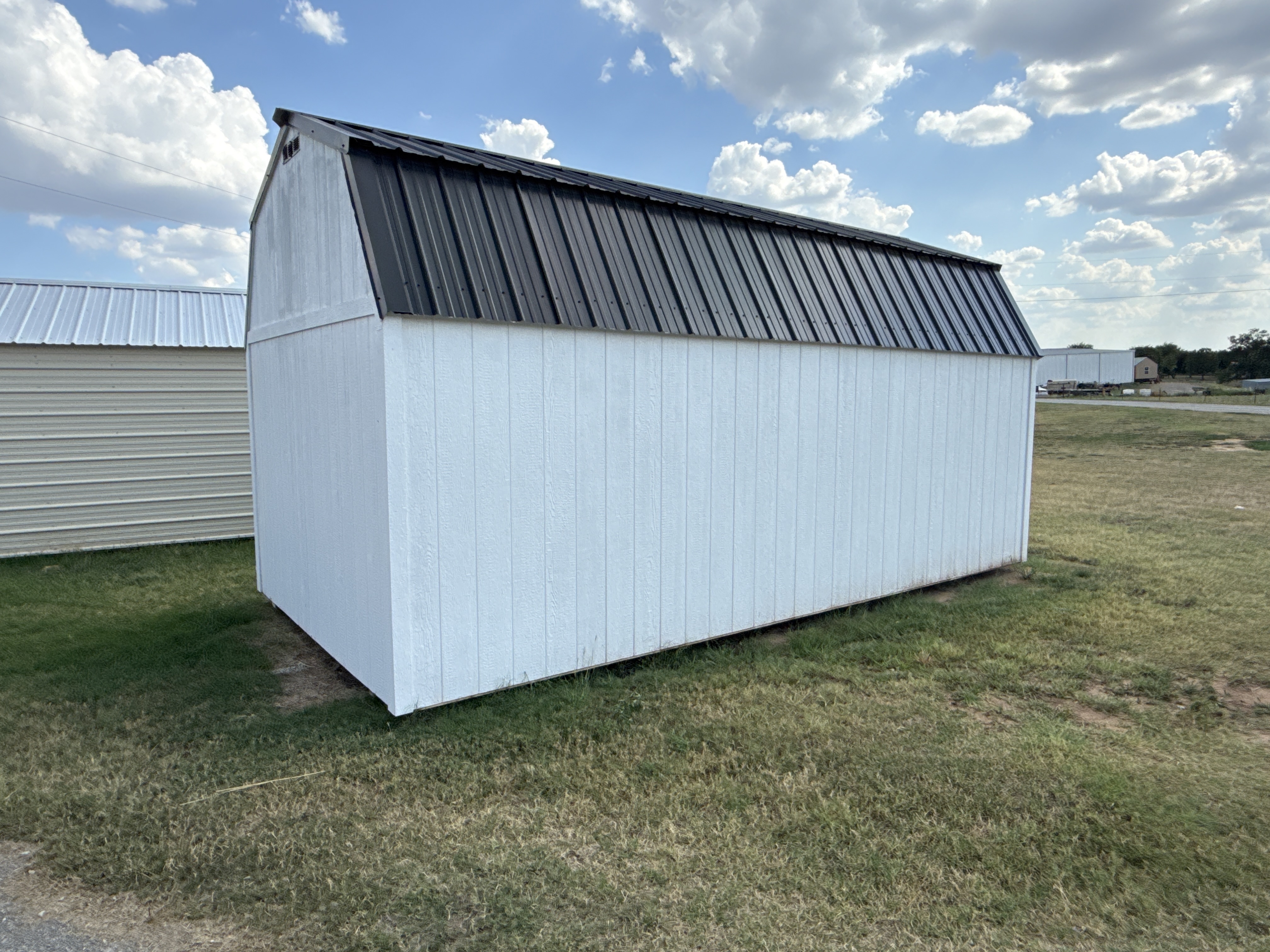 Wood Loft Barn 10x20 photo 2