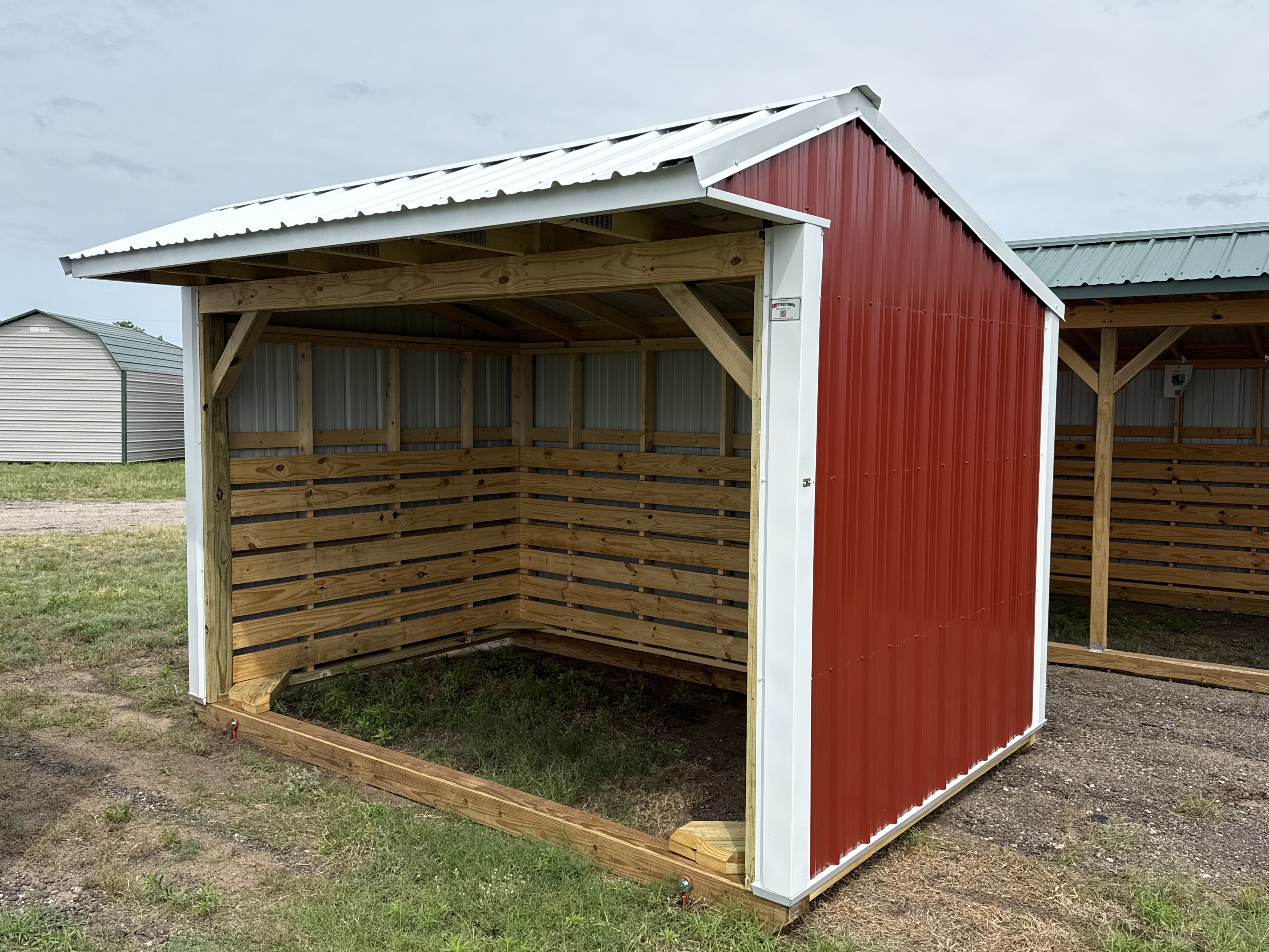 Metal Horse Barn 8 x 12