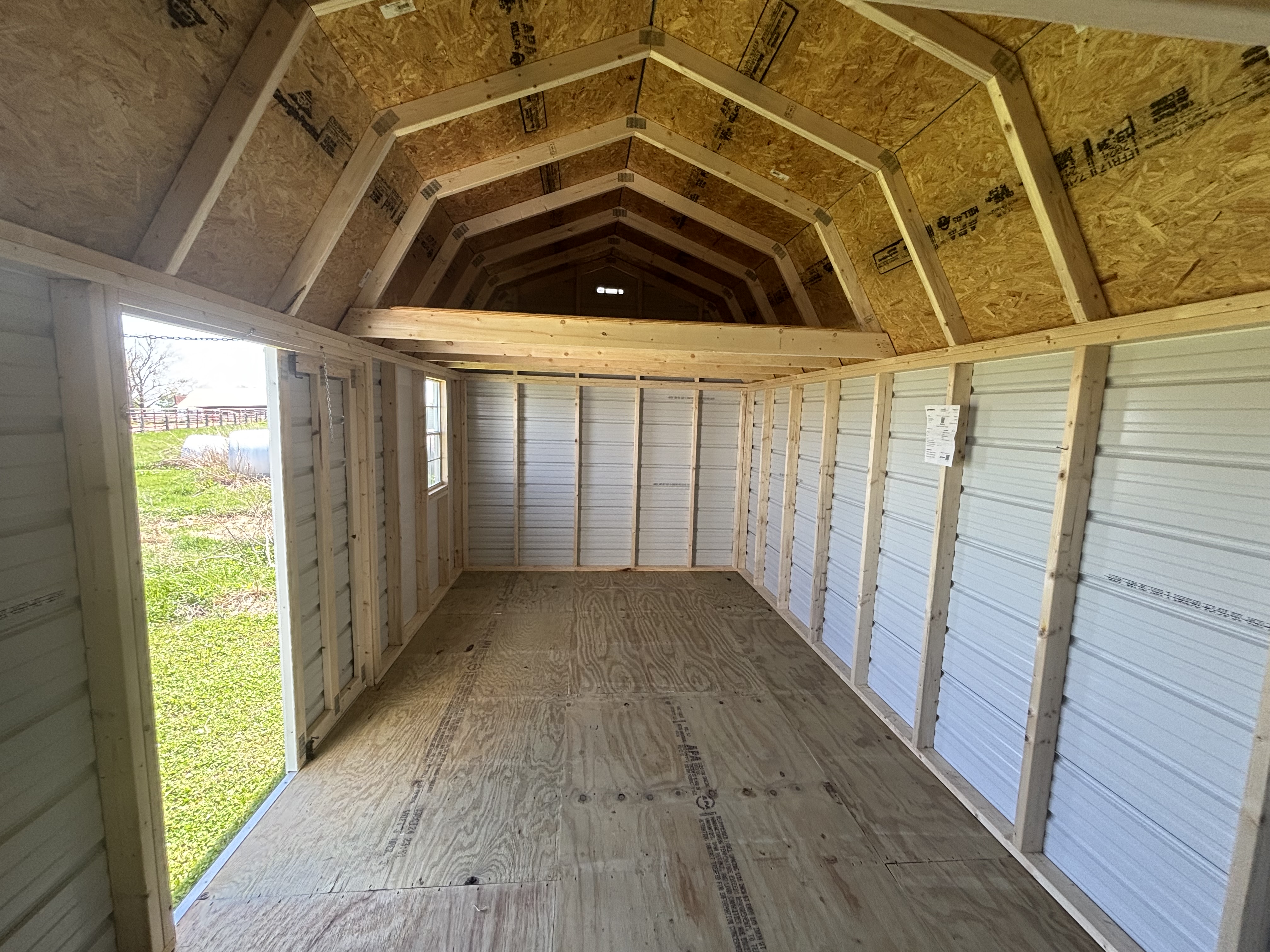 Metal Loft Barn 10 x 20 photo 3