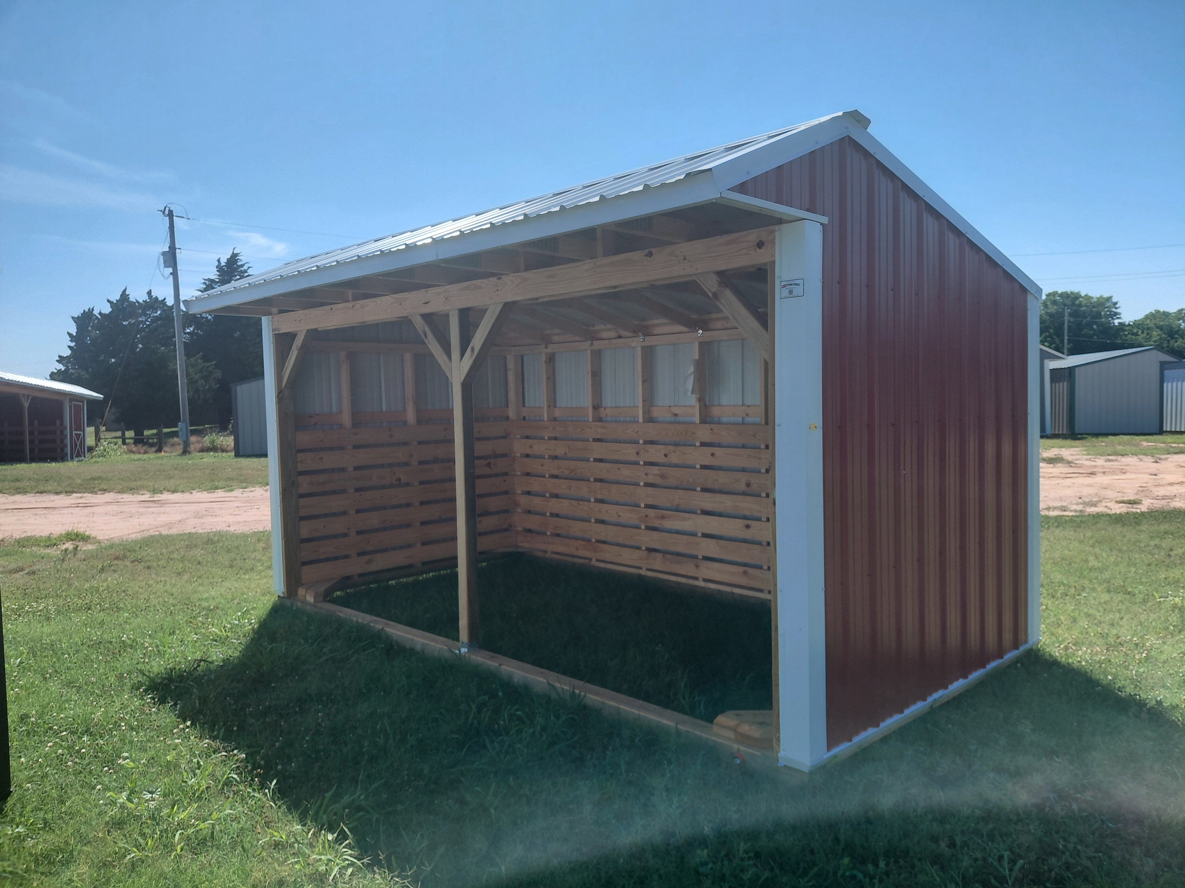 Metal Horse Barn 8 x 16