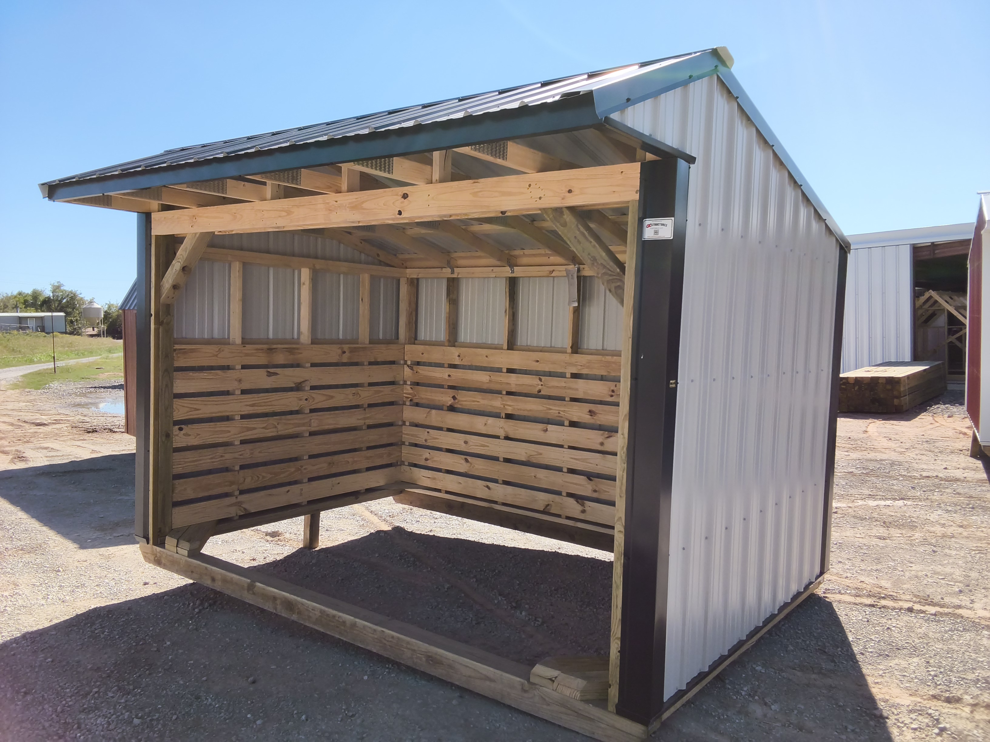 Metal Horse Barn 8 x 12