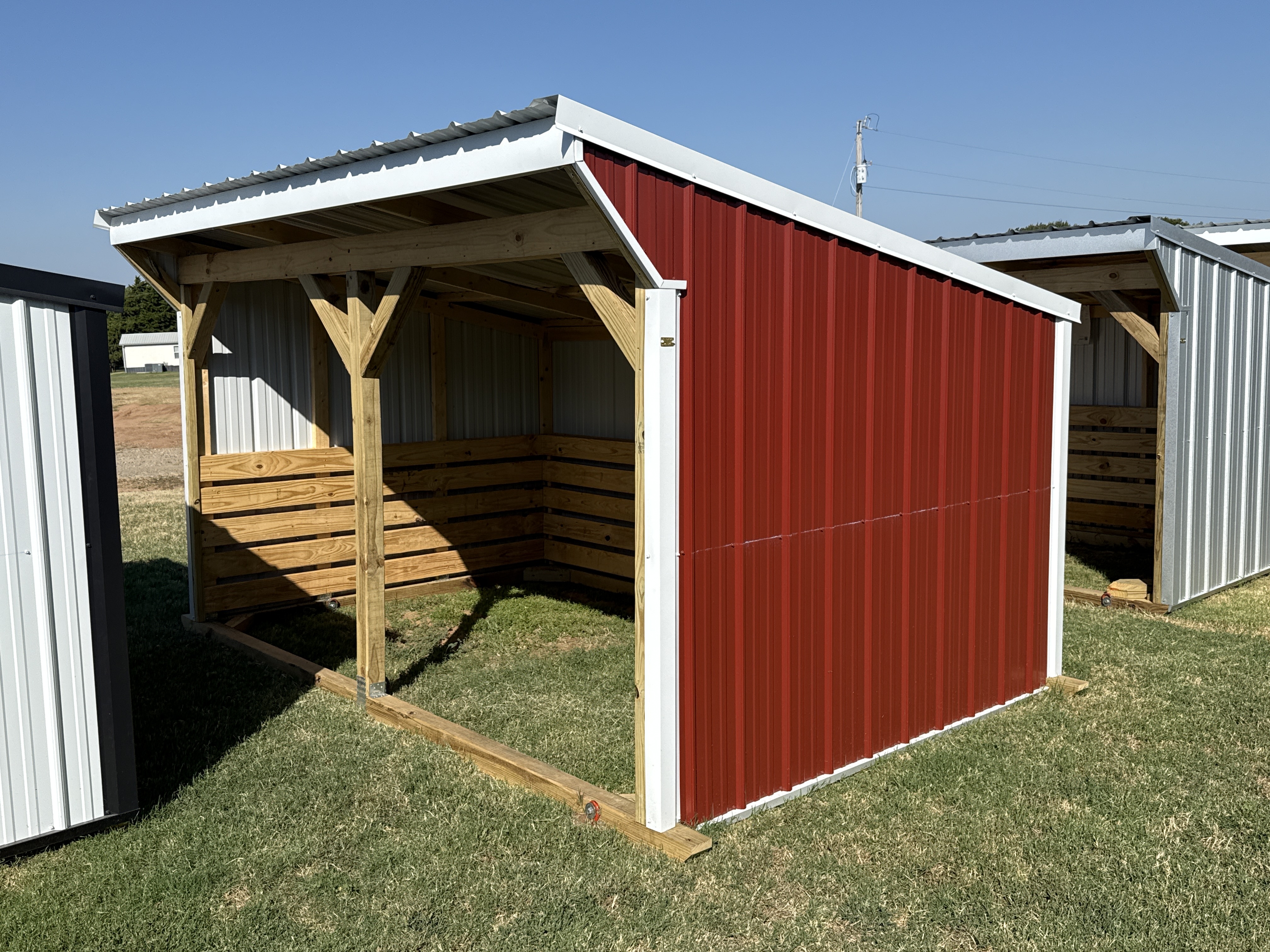 Metal Loafing Shed 8 x 12