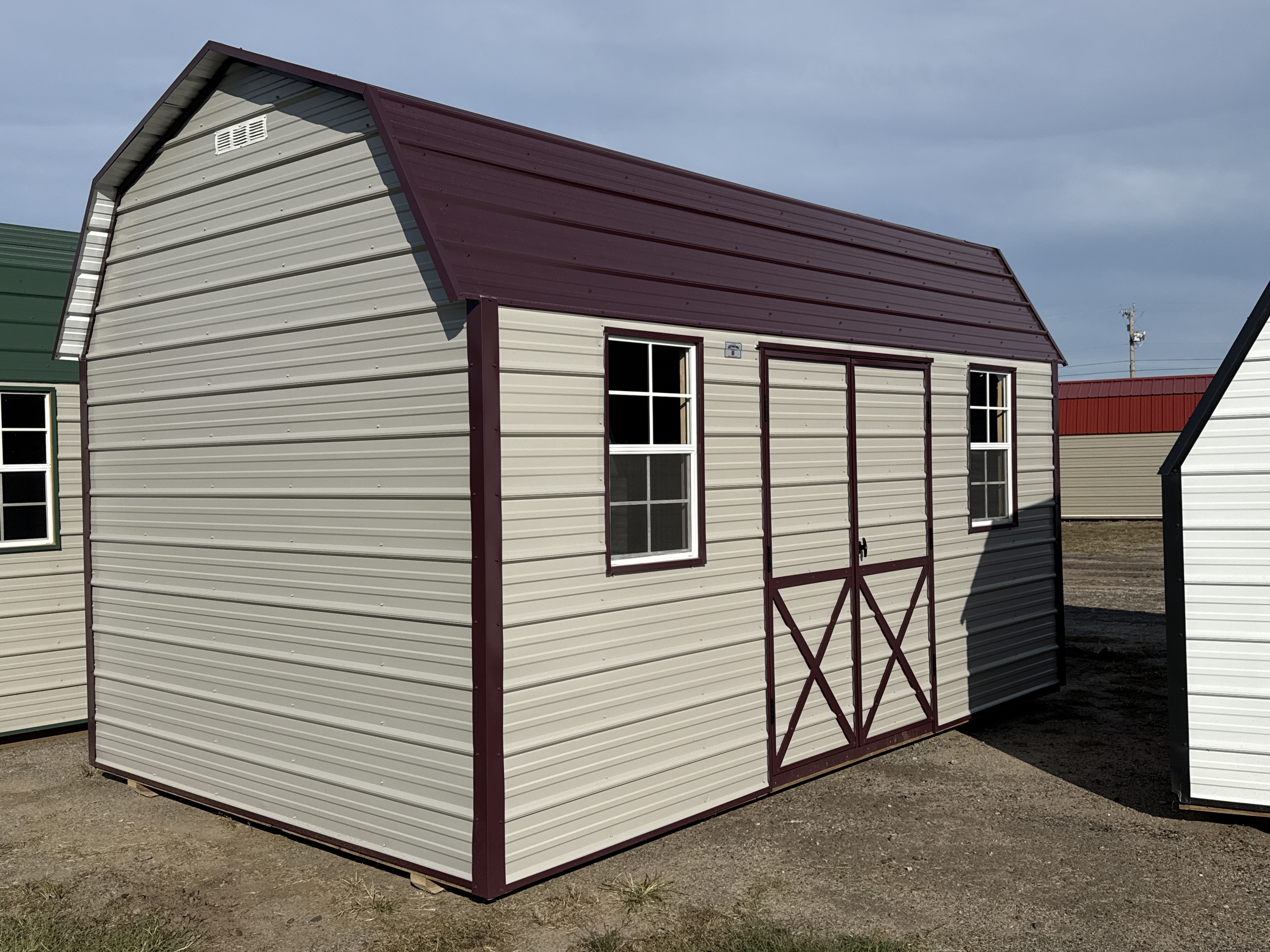 Metal Loft Barn 10 x 16